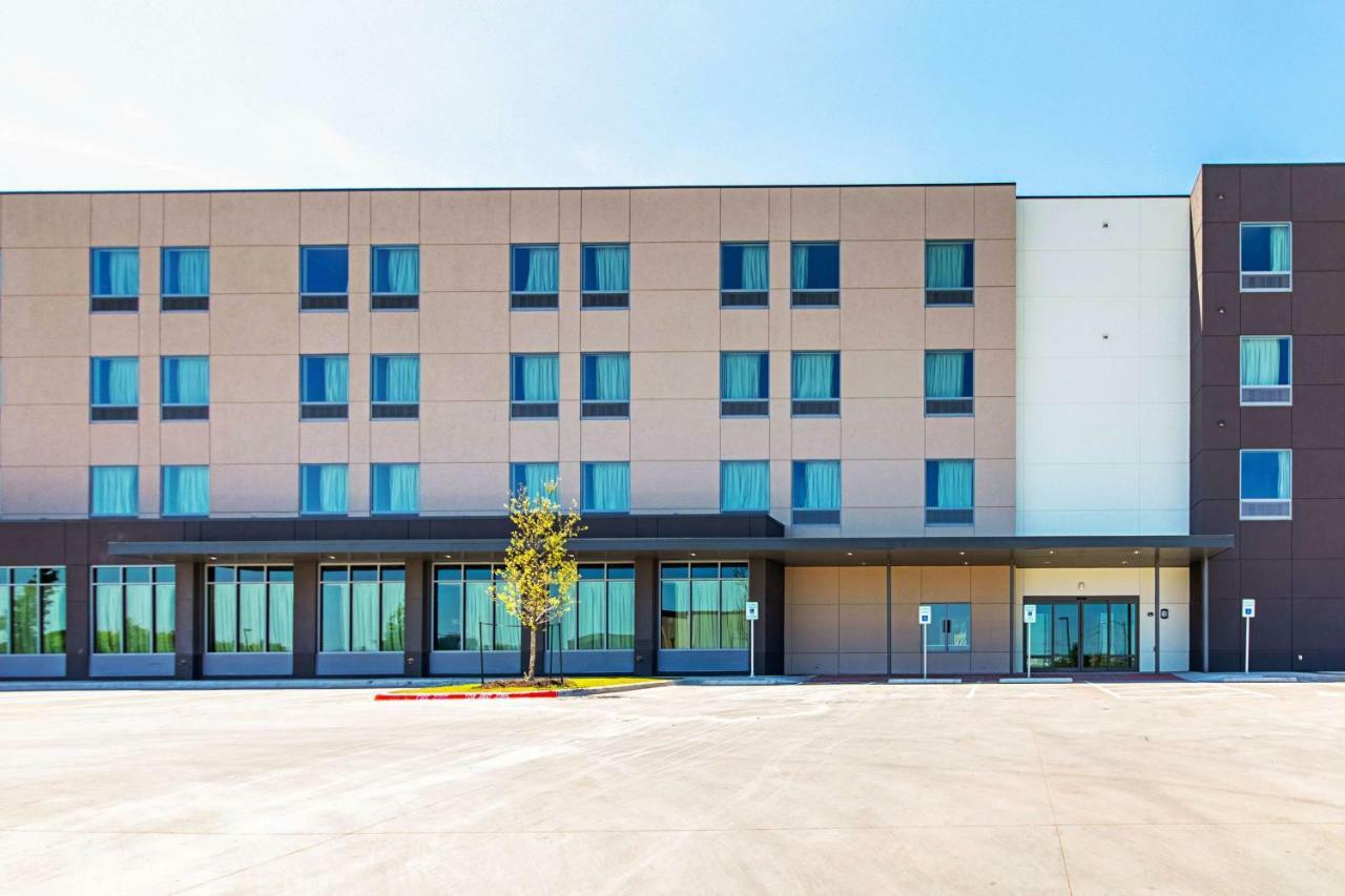 Studio 6 Austin Airport Exterior foto